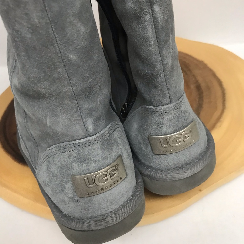 Ugg Classic Zip Up Shearling Lined Leather Boots - image 6